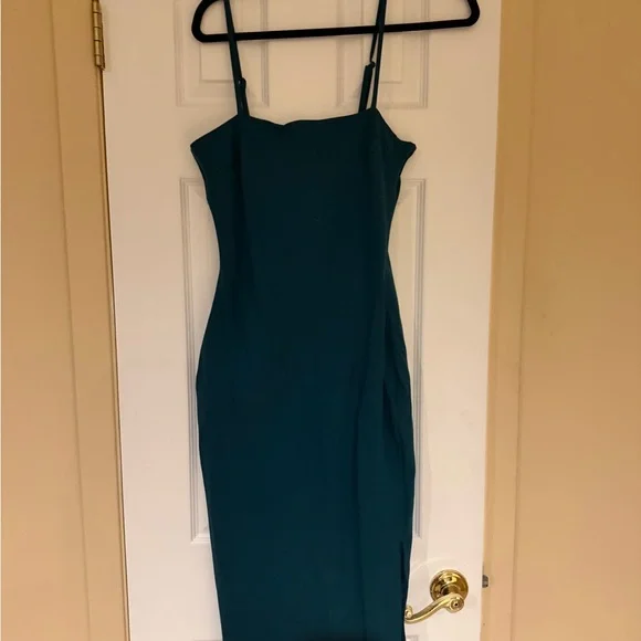 Lulu's Green Midi Dress with Spaghetti Straps - Picture 1 of 3